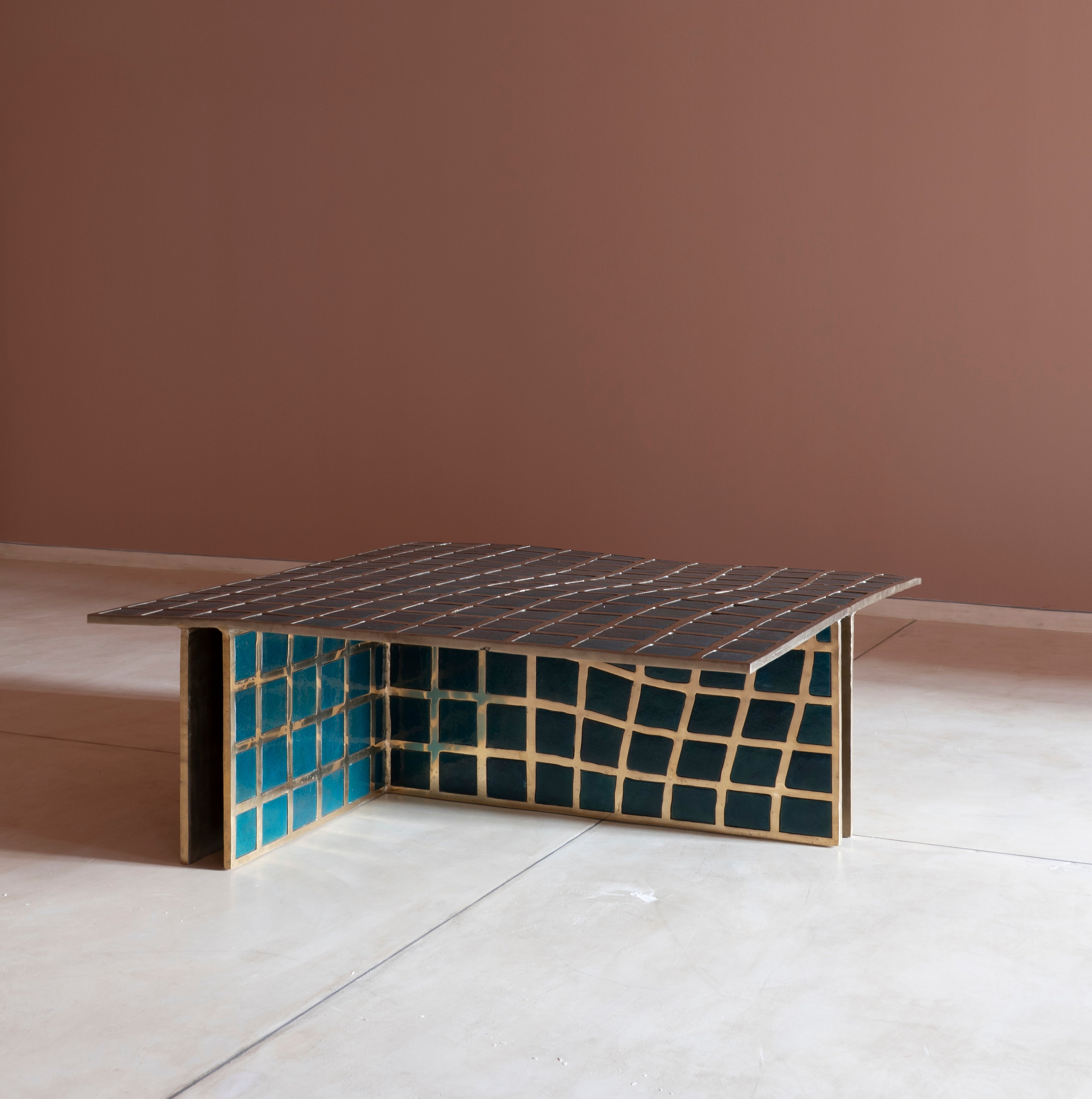 Lahar Coffee Table